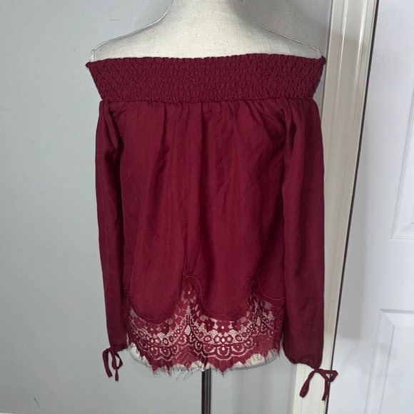 Abercrombie & Fitch Burgundy Off-Shoulder Blouse - Picture 3 of 5